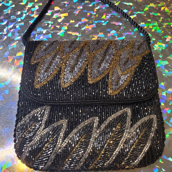 Vintage Charm - Picture 2 of 8